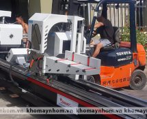 máy gia công cửa vũ thư thái bình
